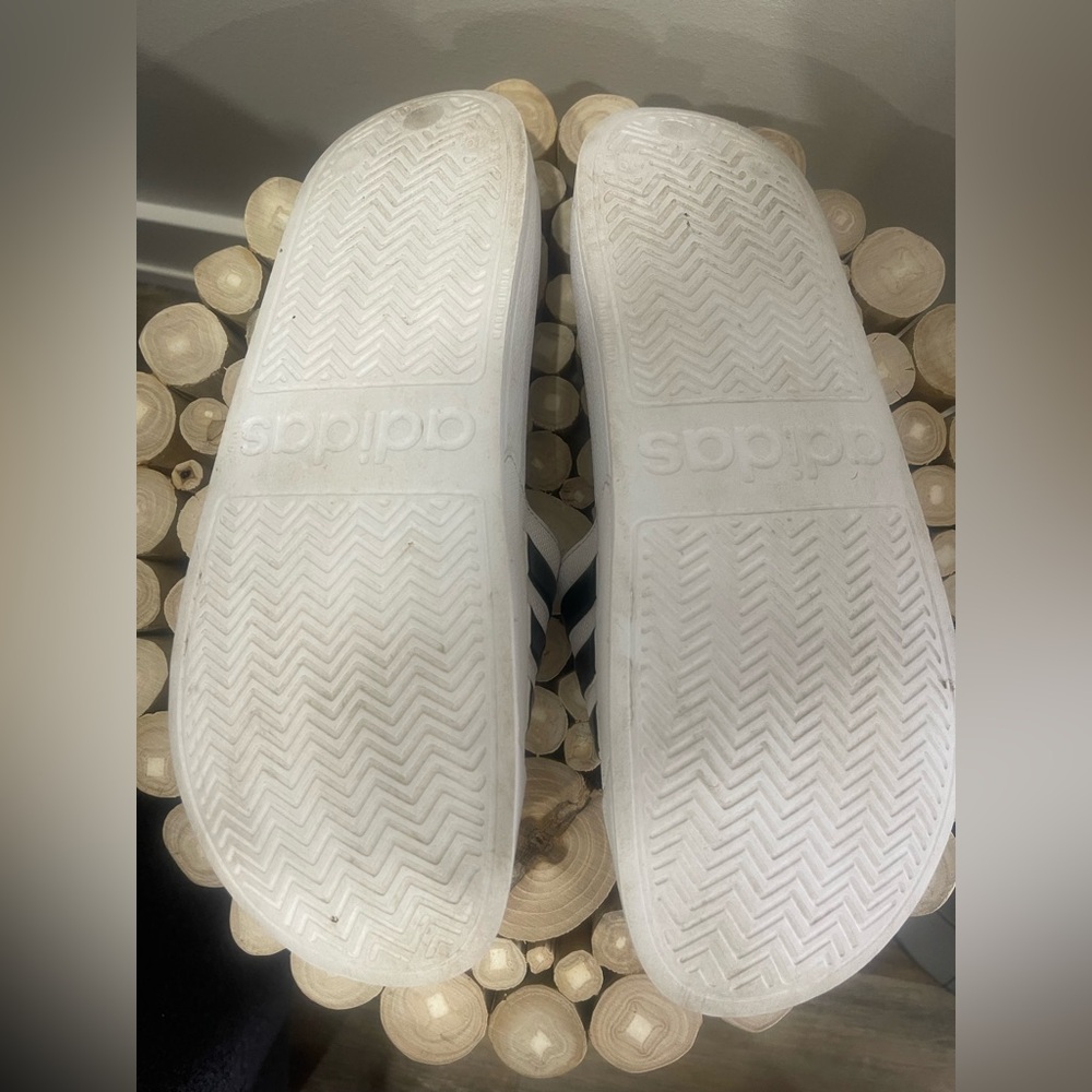 Adidas Adilette White Slides with Black Stripes, Men’s Size 10 Great Condition - Picture 4 of 4